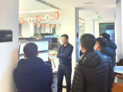 龍源電力集團(tuán)新能源運檢調(diào)研組蒞臨協(xié)合運維，雙方就新能源智慧管理等議題深入交流